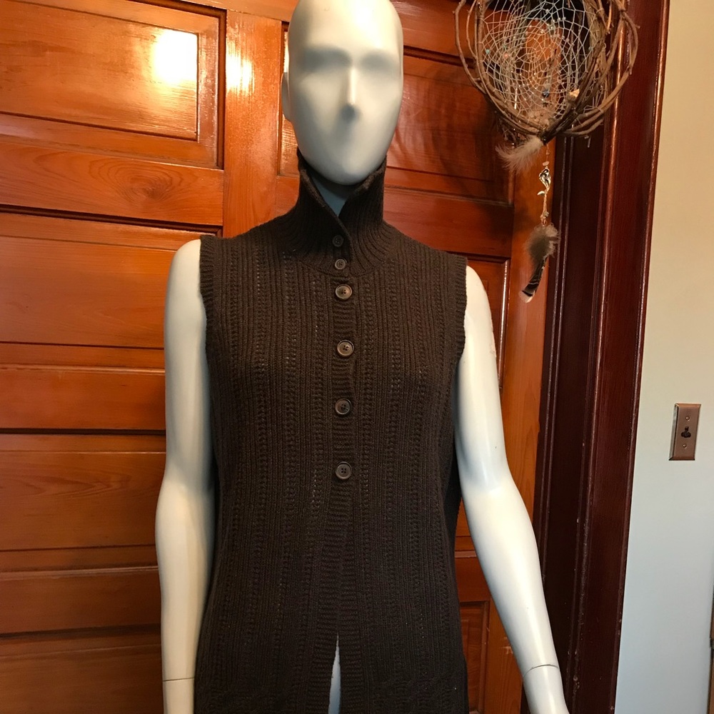 Woolrich sweater vest/cardigan